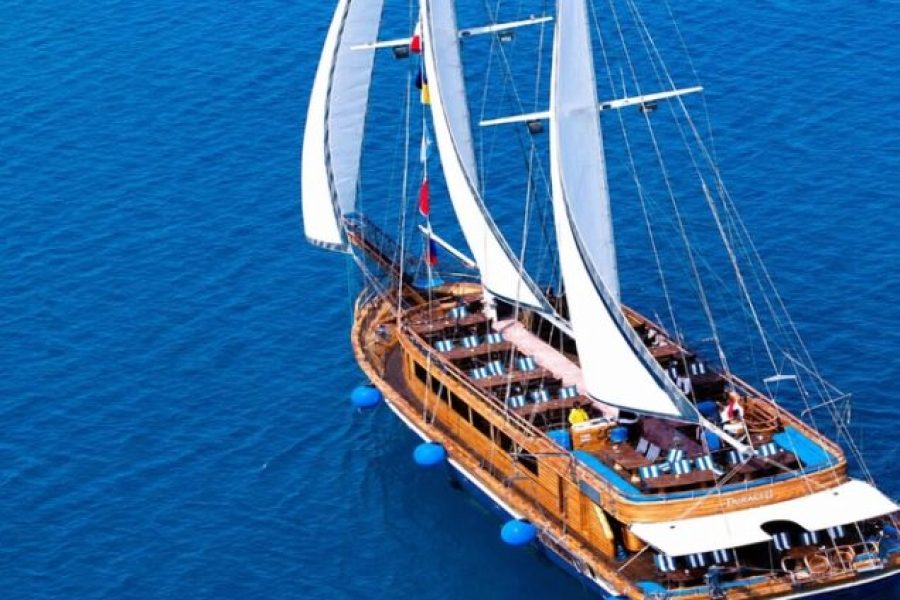 Pirates Sailing boat with Orange Bay Island visit and Lunch