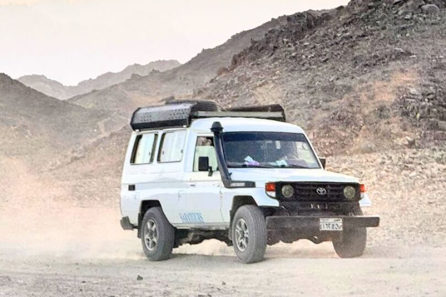 Hurghada Jeep Safari Tour
